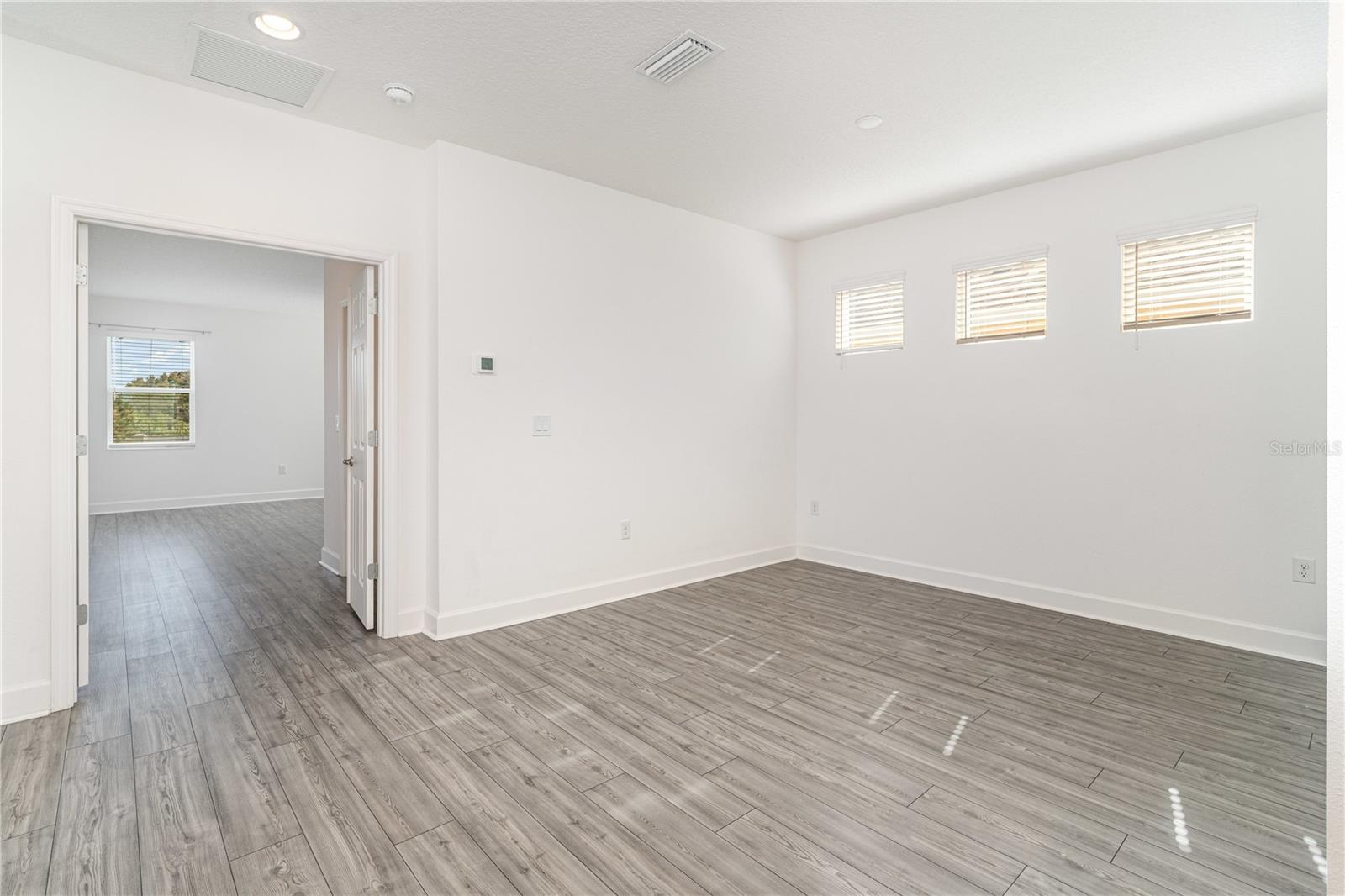 Image 31 of 43 For 5653 Del Coronado Drive