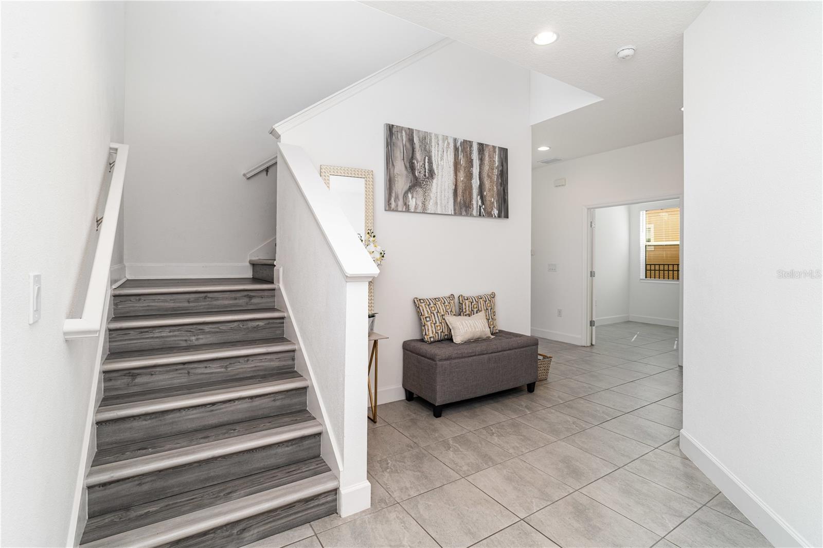 Image 6 of 43 For 5653 Del Coronado Drive