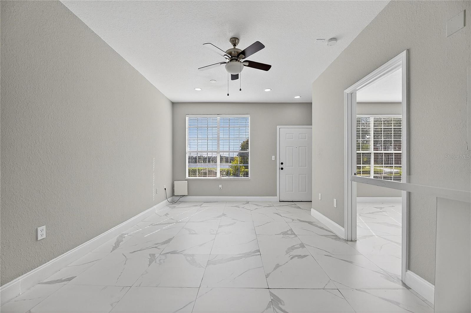 Image 7 of 37 For 9258 Lake Chase Island Way