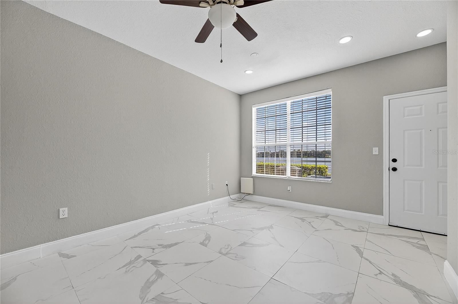 Image 8 of 37 For 9258 Lake Chase Island Way