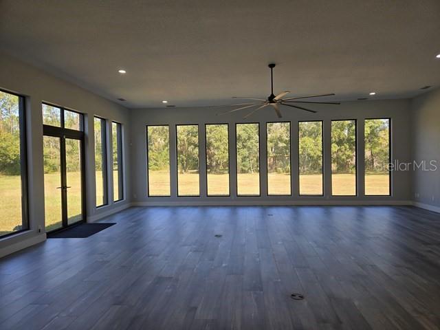 Image 20 of 35 For 2518 Sunset Lane