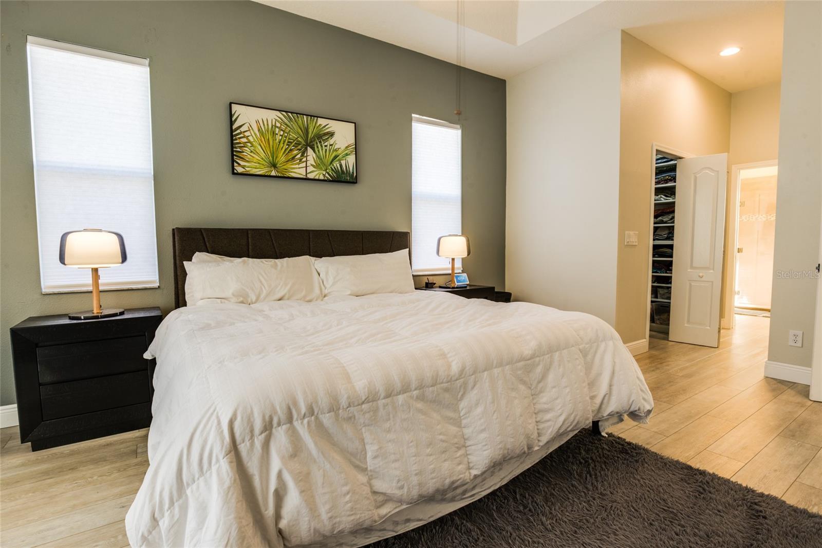 Image 25 of 55 For 480 Bridle Path Way