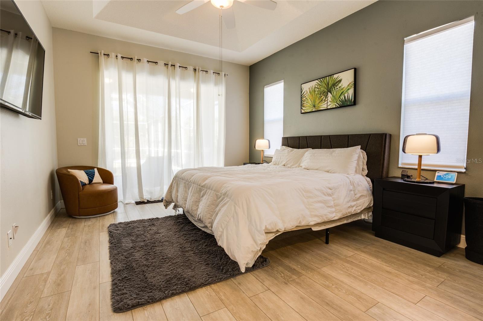 Image 26 of 55 For 480 Bridle Path Way