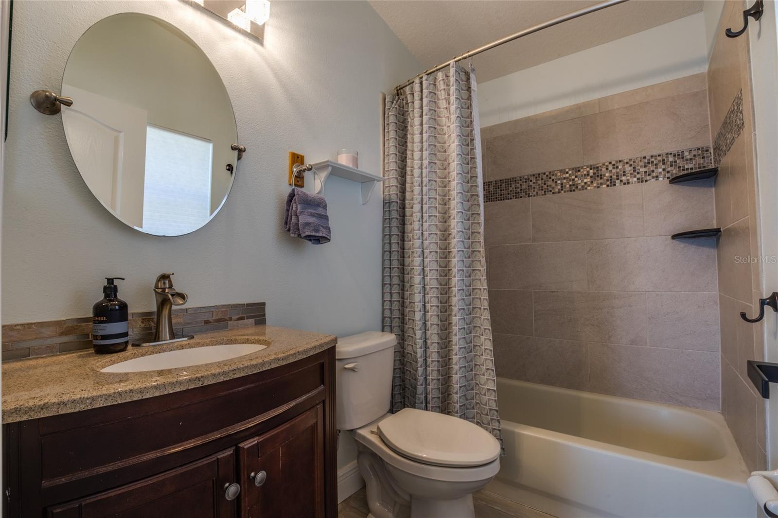 Image 40 of 55 For 480 Bridle Path Way