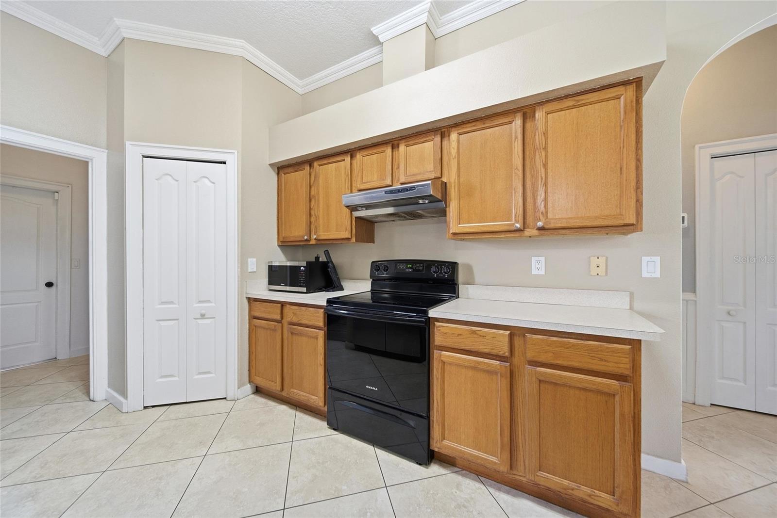 Image 13 of 35 For 5495 Emerald Drive