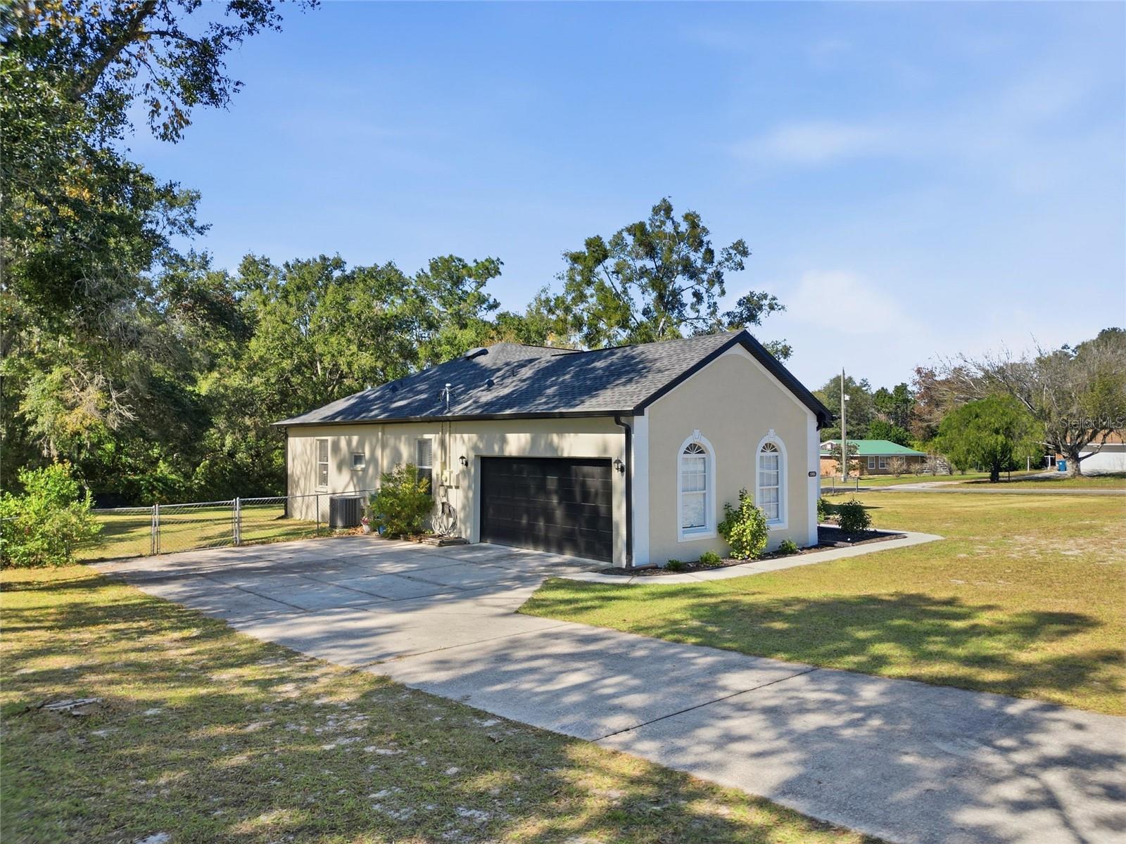 Image 2 of 35 For 5495 Emerald Drive