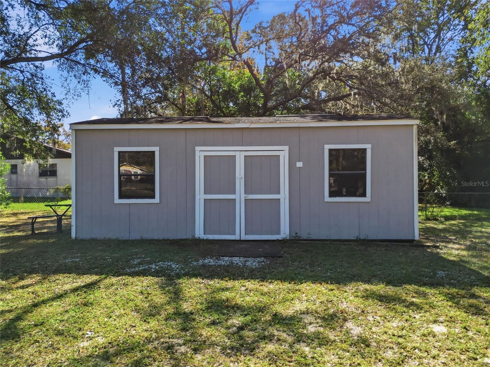 Image 28 of 35 For 5495 Emerald Drive