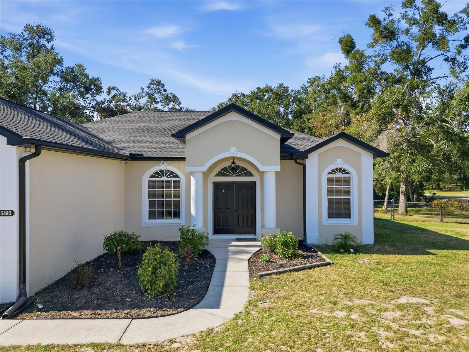 Image 4 of 35 For 5495 Emerald Drive