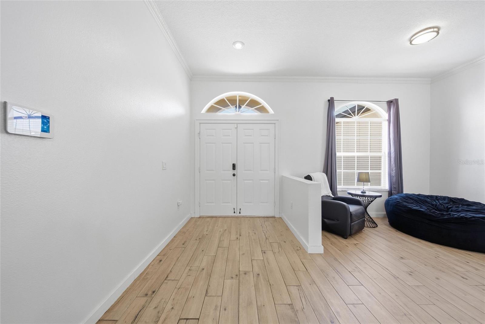 Image 5 of 35 For 5495 Emerald Drive