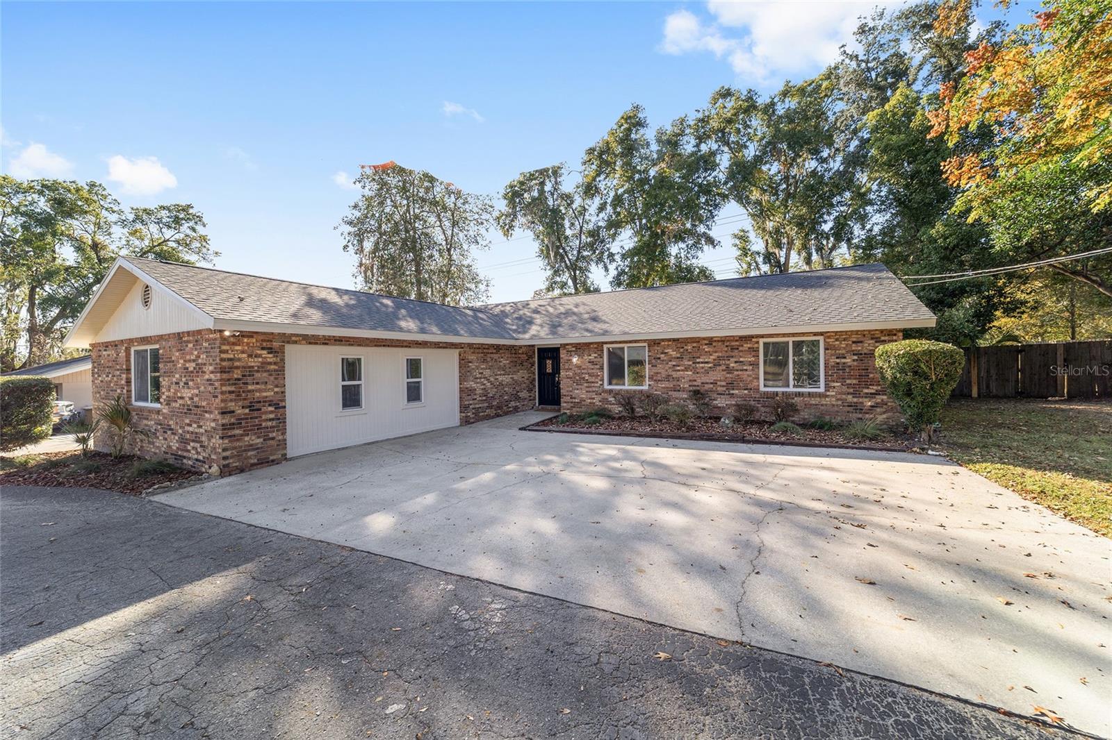 Image 11 of 92 For 1112 44th Avenue