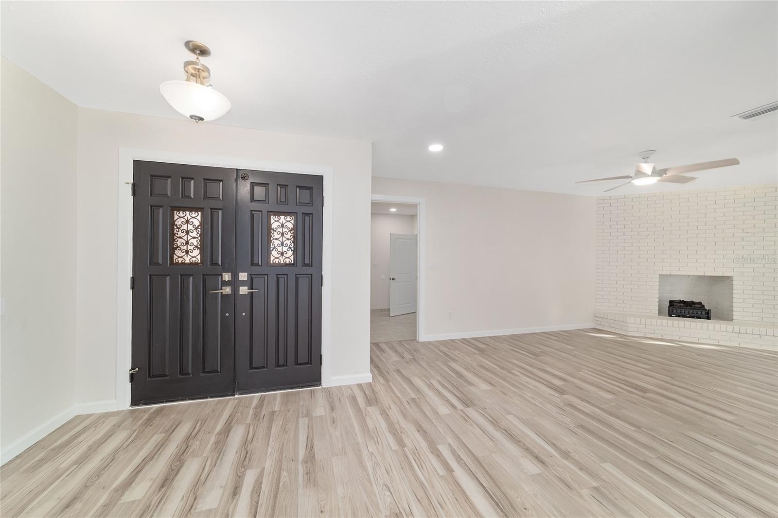 Image 14 of 92 For 1112 44th Avenue