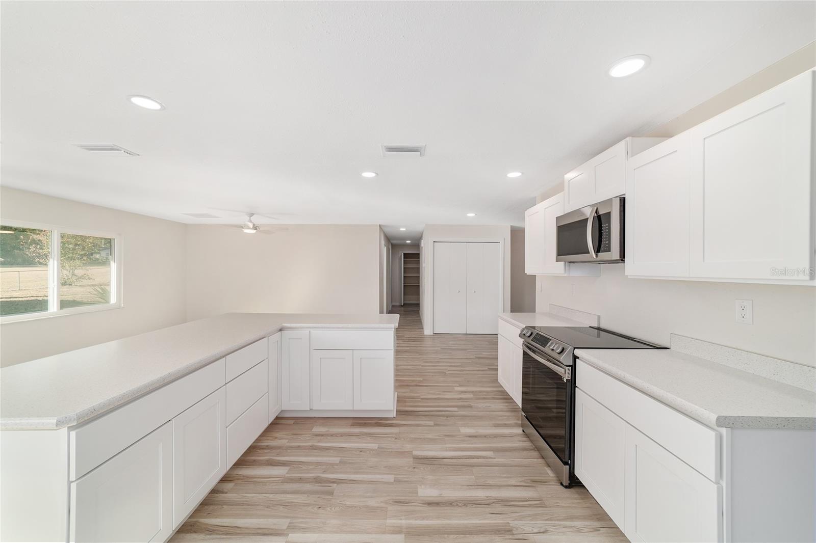 Image 25 of 92 For 1112 44th Avenue