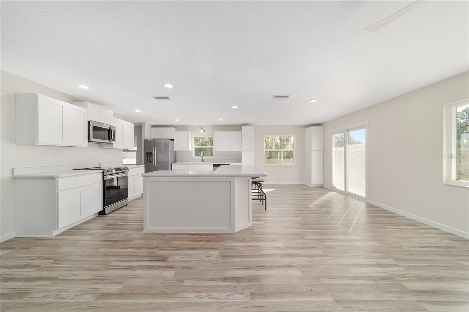 Image 27 of 92 For 1112 44th Avenue