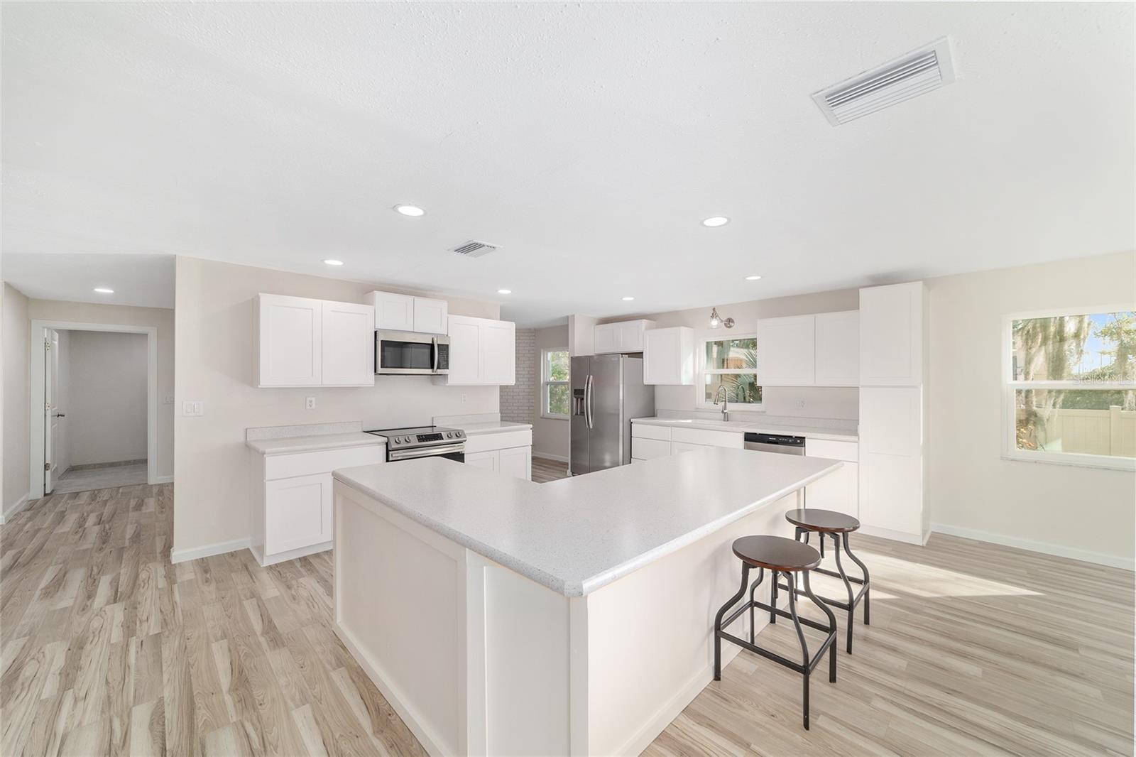 Image 29 of 92 For 1112 44th Avenue