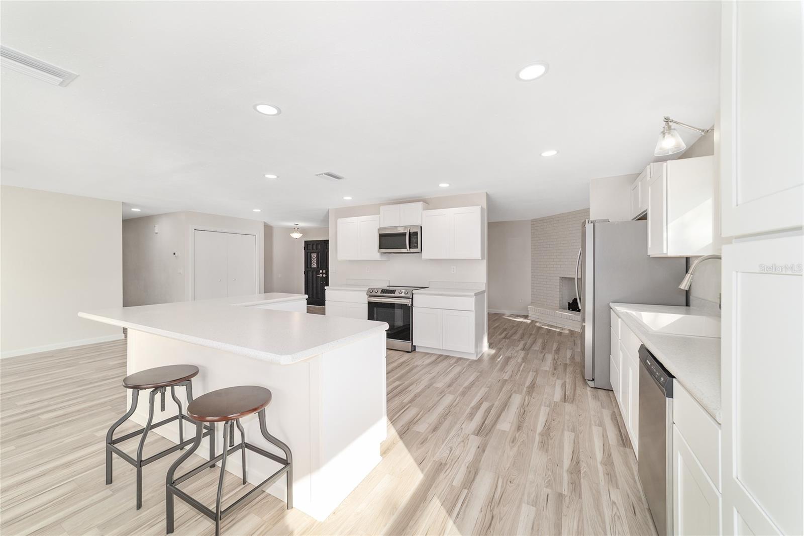 Image 34 of 92 For 1112 44th Avenue