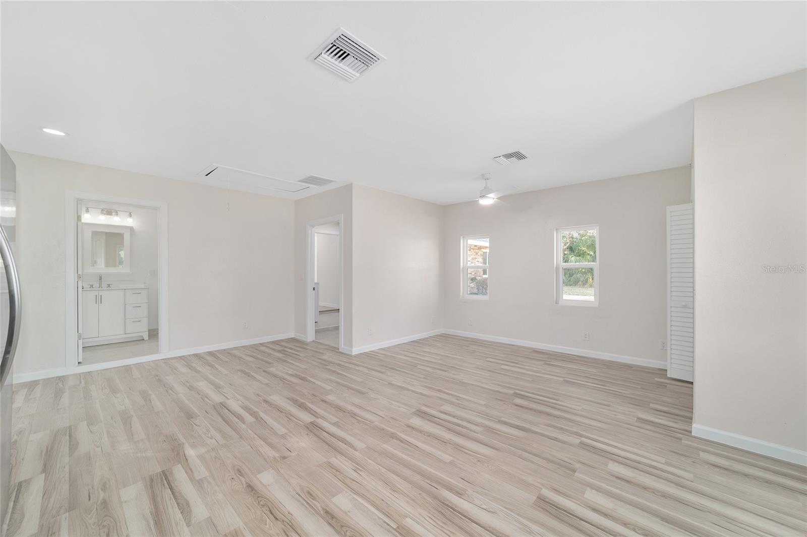 Image 37 of 92 For 1112 44th Avenue