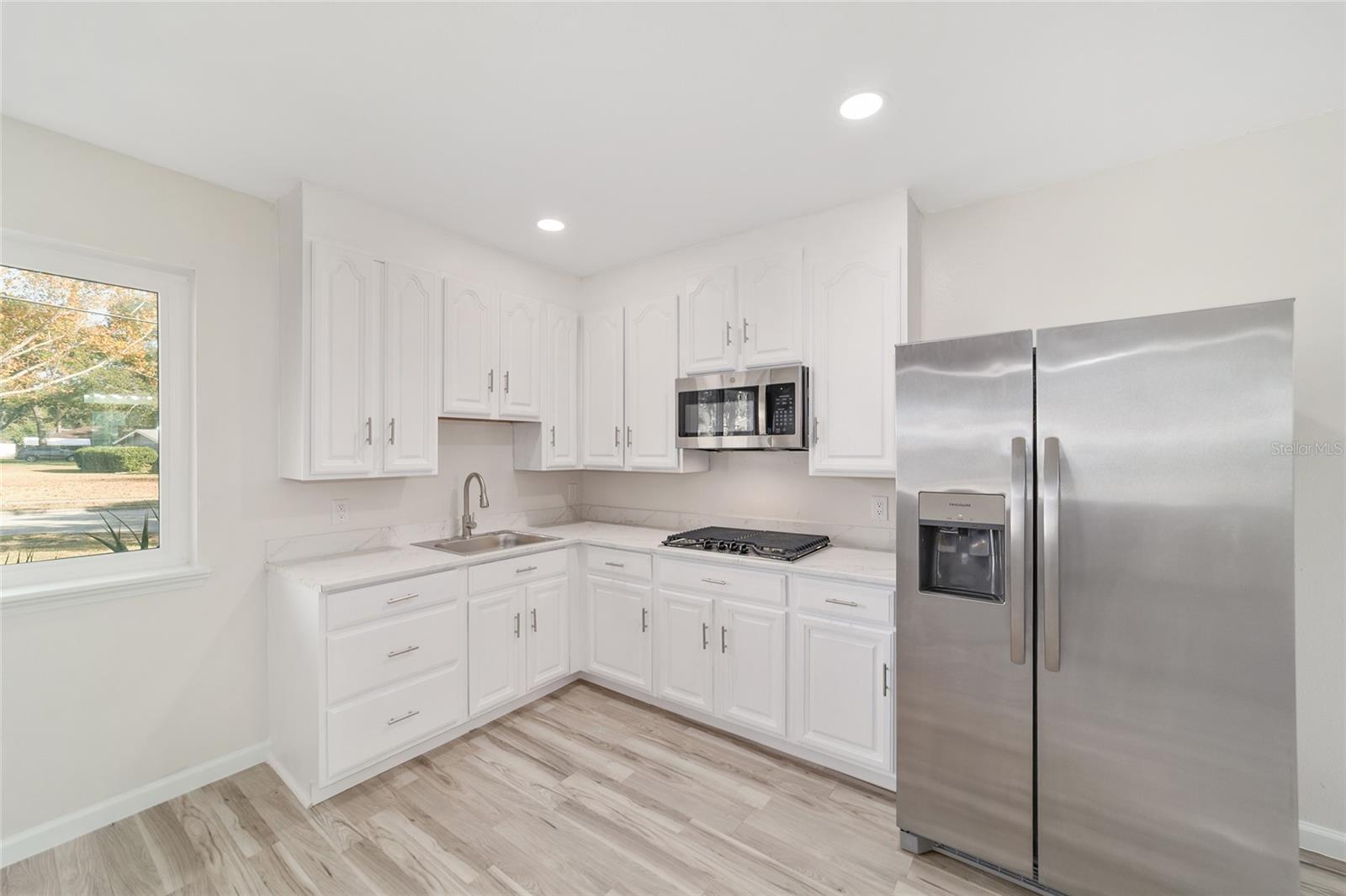 Image 38 of 92 For 1112 44th Avenue