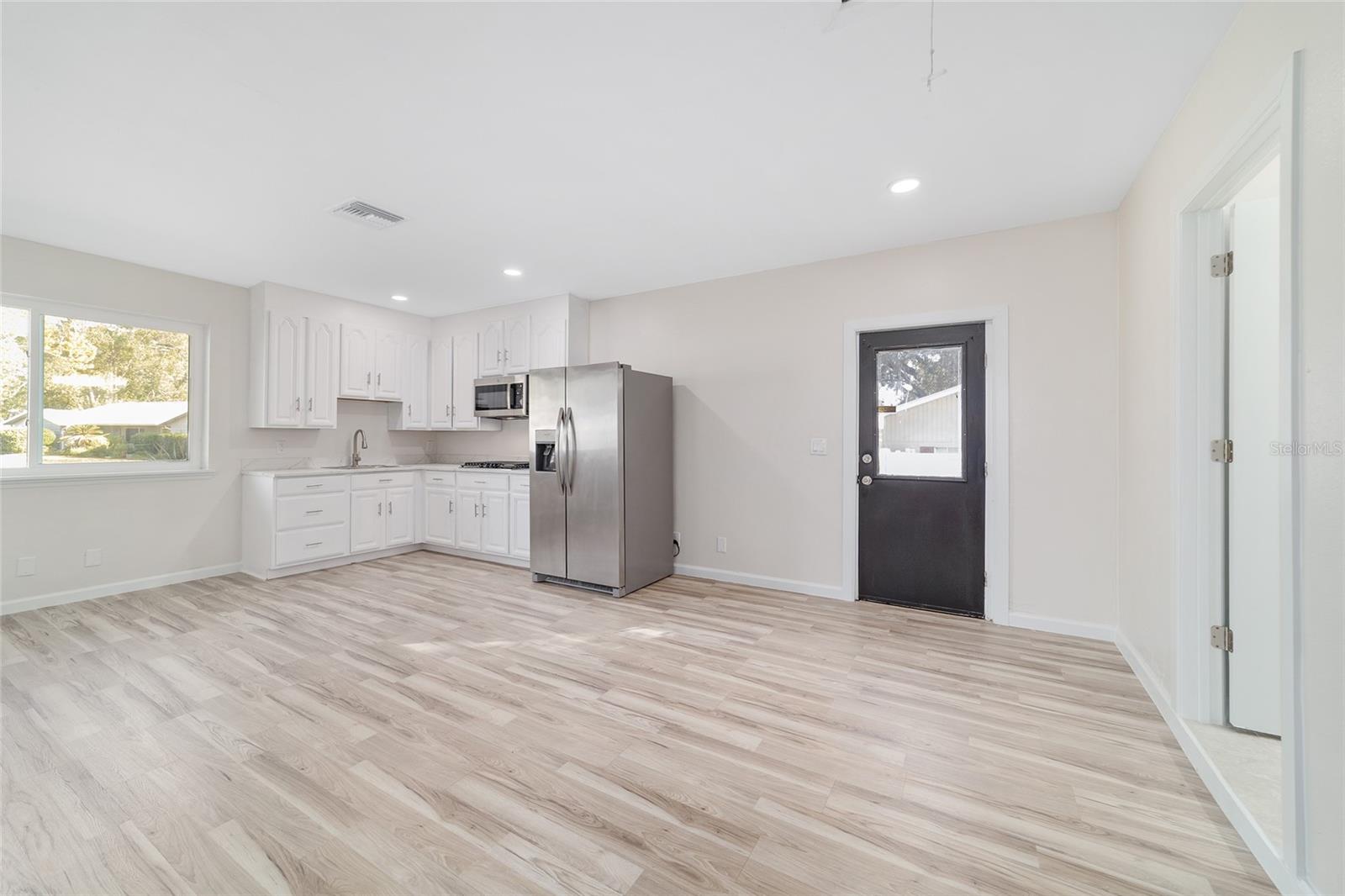 Image 47 of 92 For 1112 44th Avenue