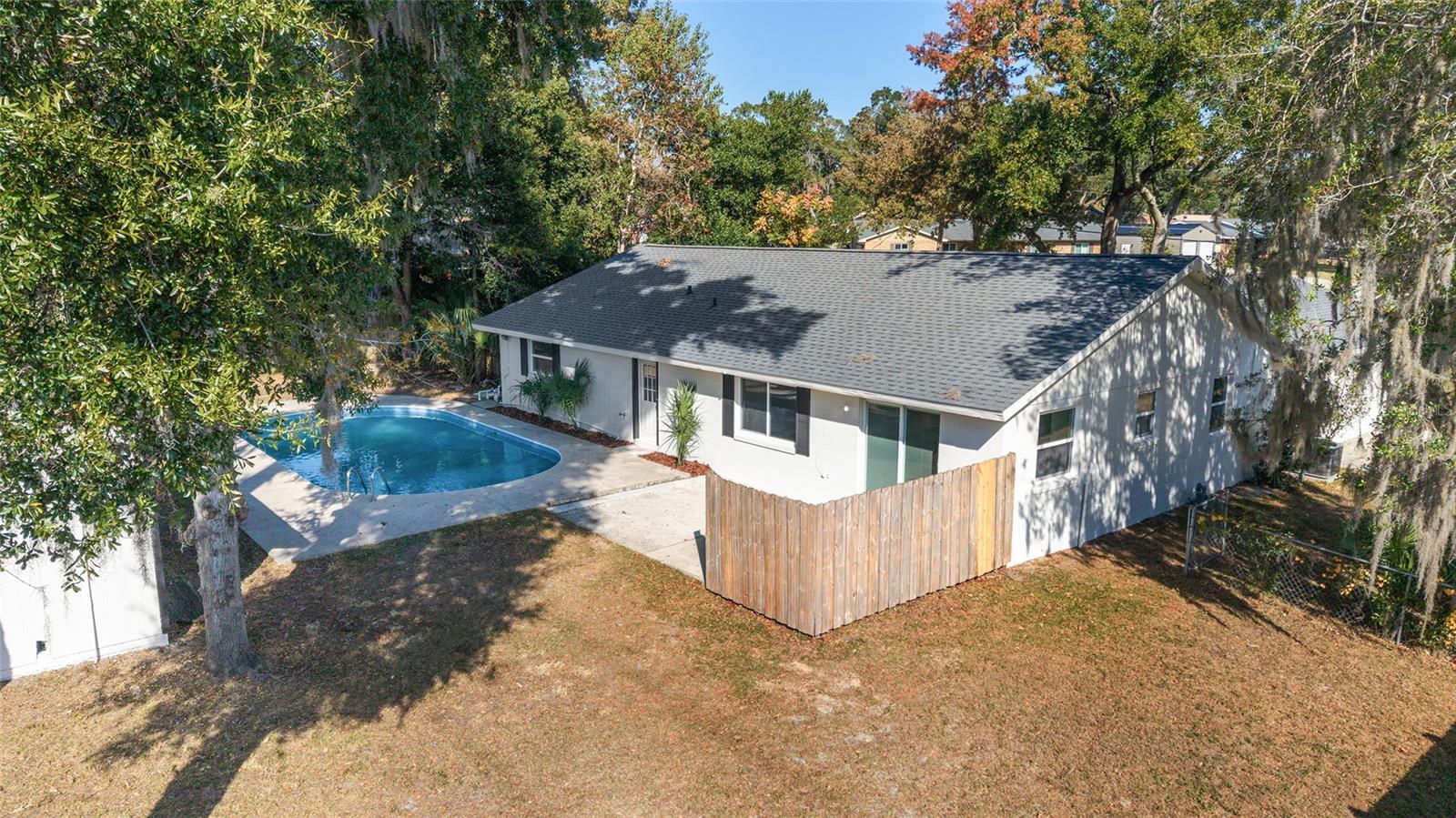 Image 75 of 92 For 1112 44th Avenue