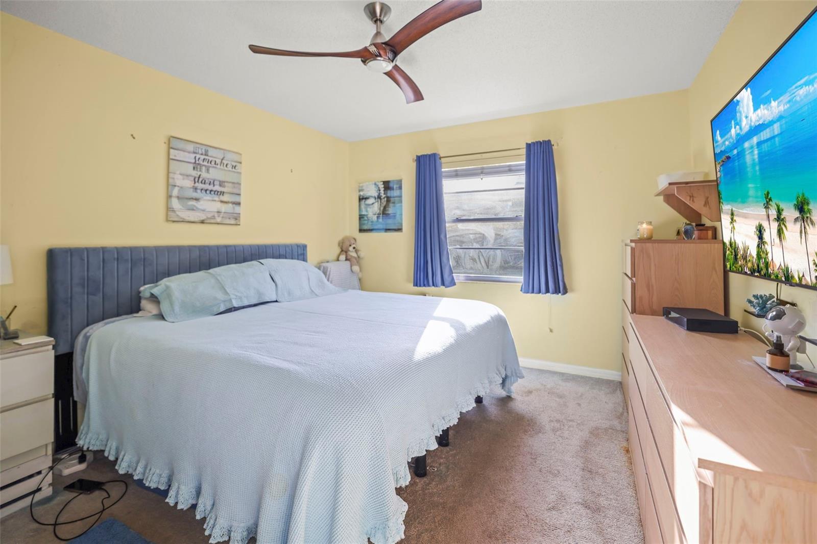 Image 17 of 25 For 2201 Holkham Place 2201