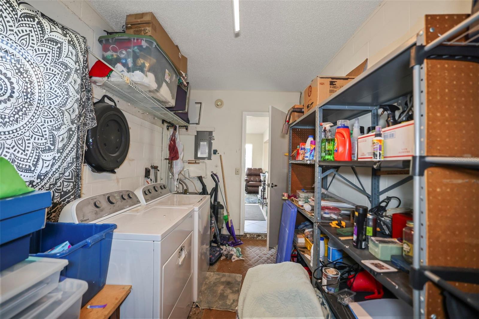 Image 23 of 25 For 2201 Holkham Place 2201