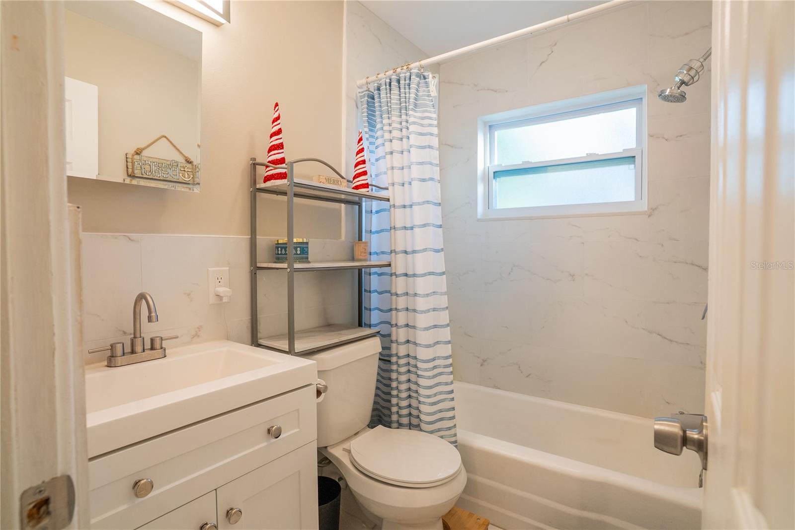 Image 20 of 29 For 5205 98th Terrace N