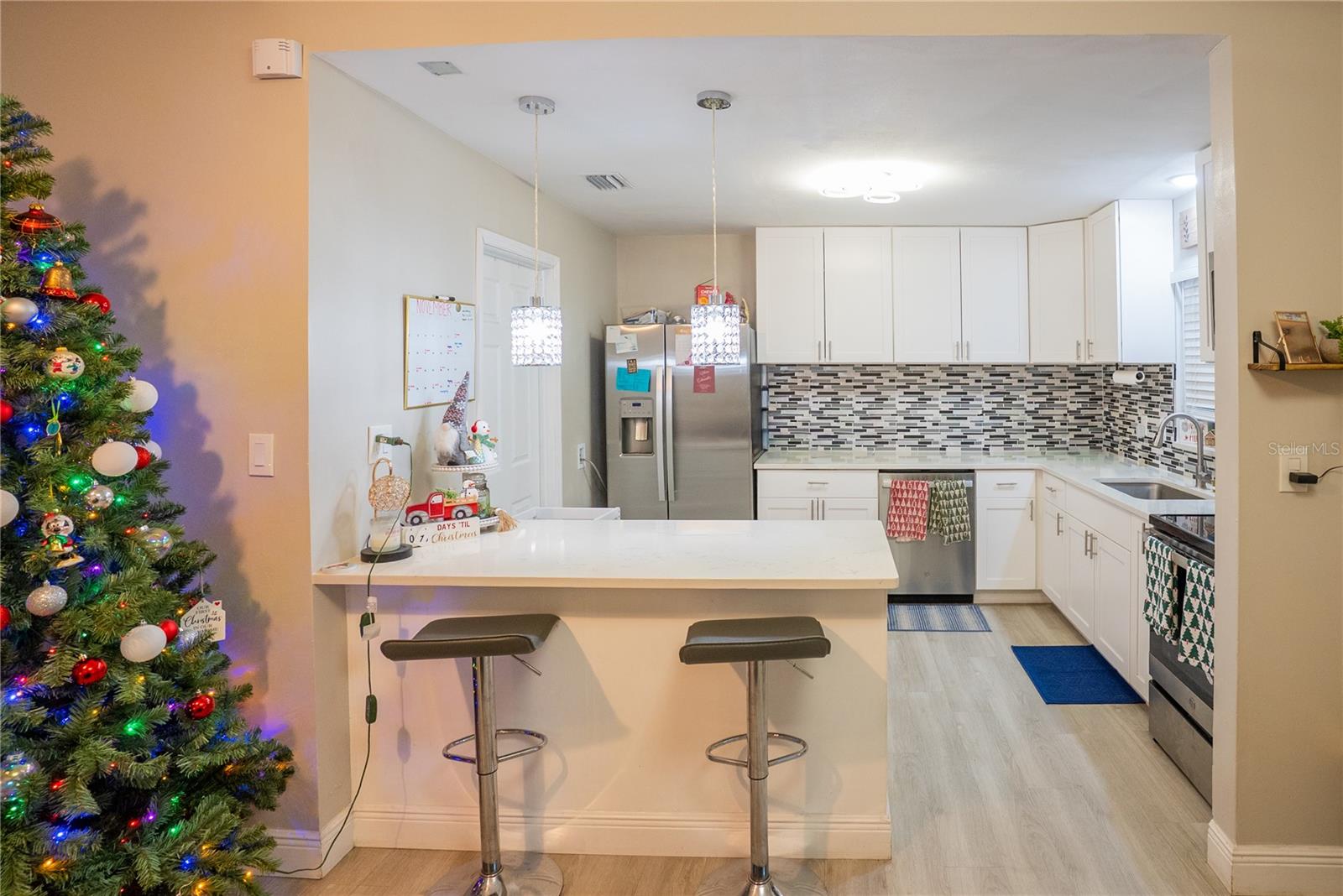 Image 6 of 29 For 5205 98th Terrace N