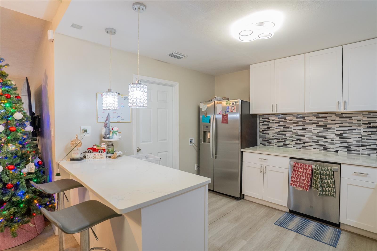 Image 7 of 29 For 5205 98th Terrace N