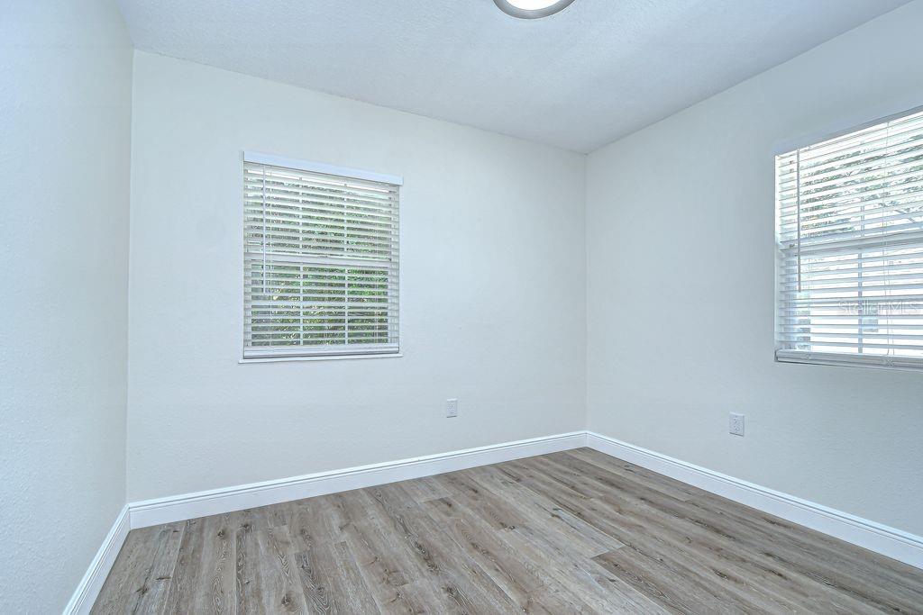 Image 26 of 28 For 8001 Highland Avenue