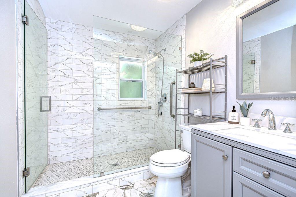 Image 27 of 28 For 8001 Highland Avenue