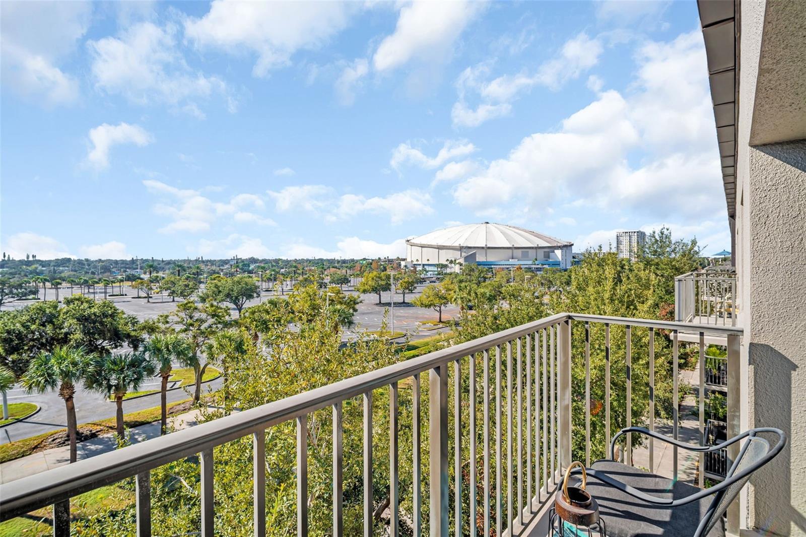 Image 16 of 51 For 1010 Central Avenue 427