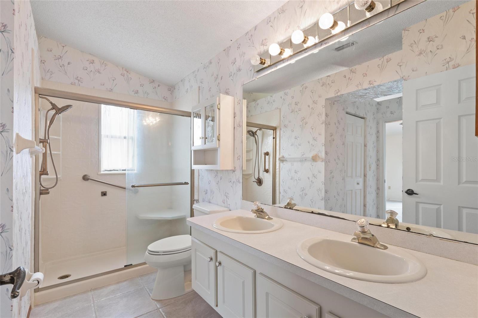 Image 19 of 46 For 254 Timberview Drive