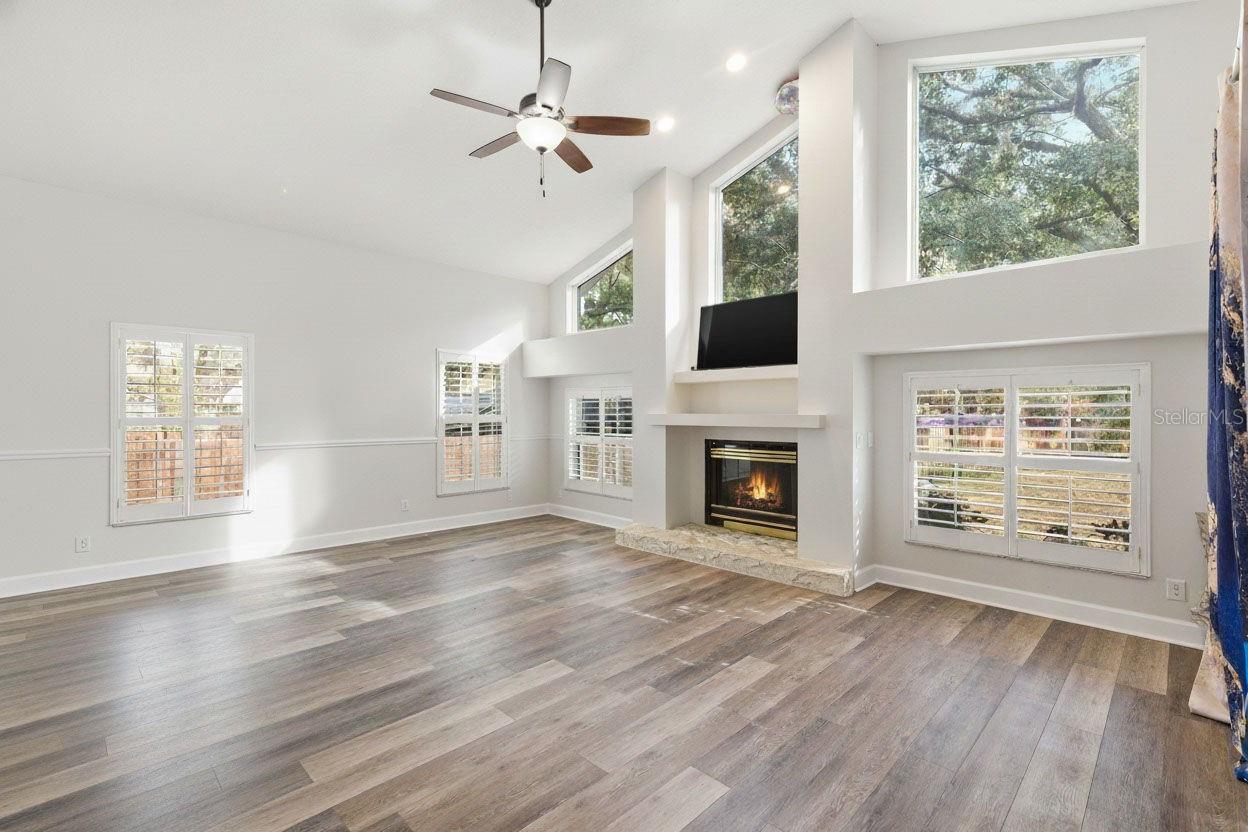 Image 25 of 77 For 3042 Colonial Ridge Drive