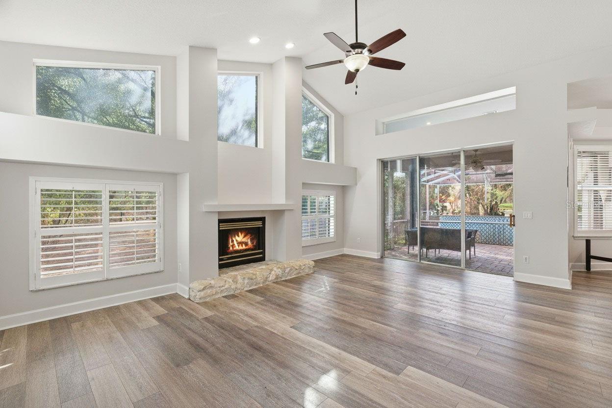 Image 27 of 77 For 3042 Colonial Ridge Drive