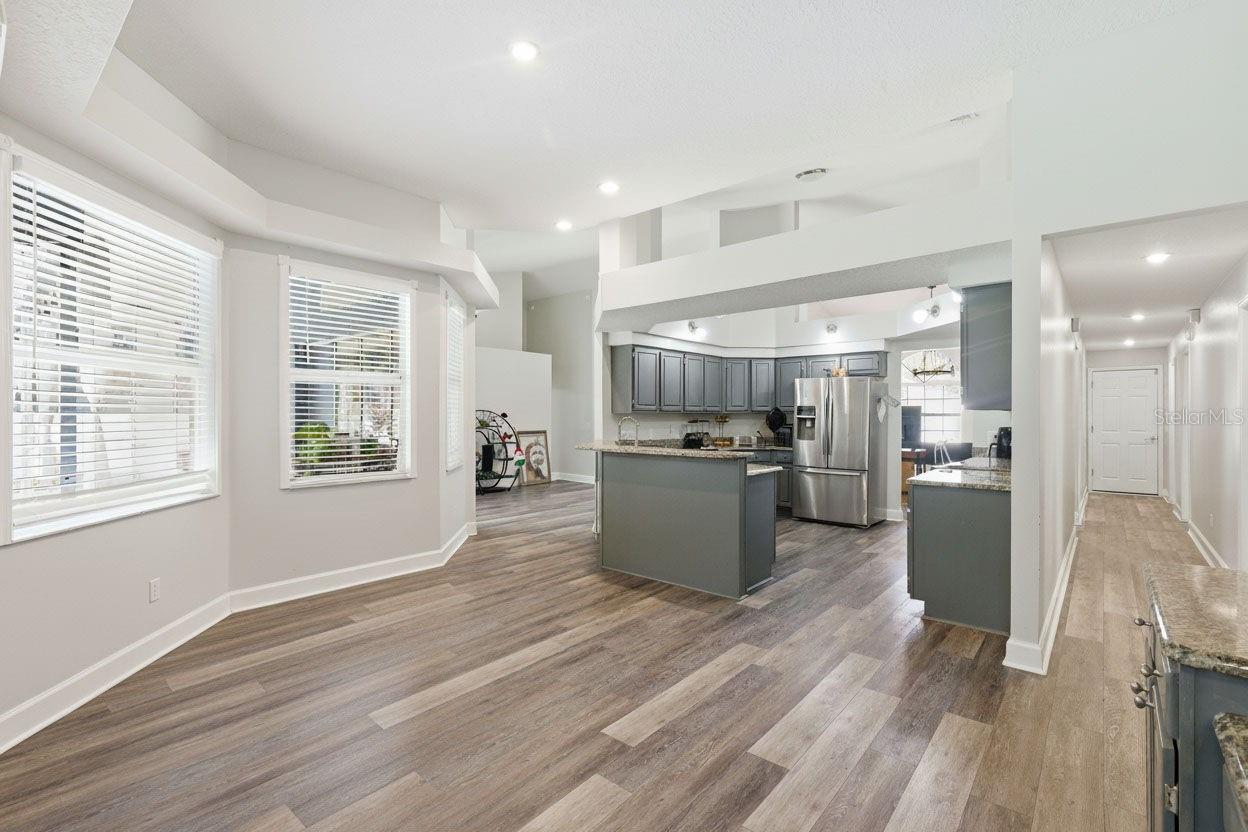 Image 28 of 77 For 3042 Colonial Ridge Drive