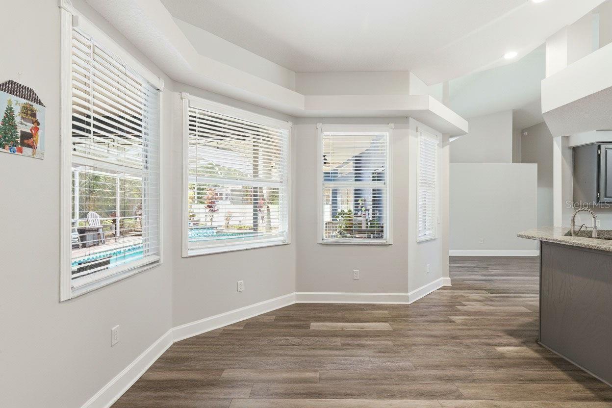 Image 29 of 77 For 3042 Colonial Ridge Drive