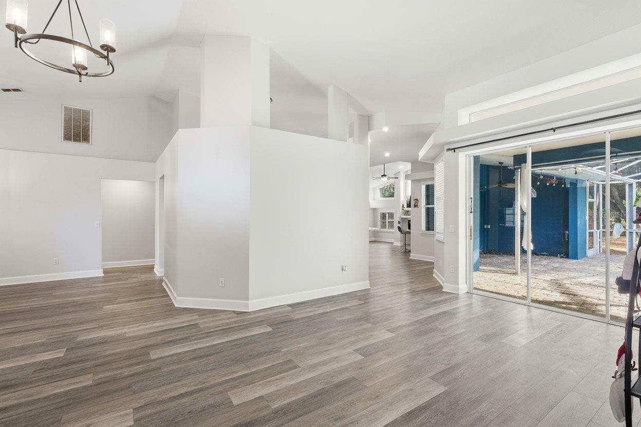 Image 34 of 77 For 3042 Colonial Ridge Drive