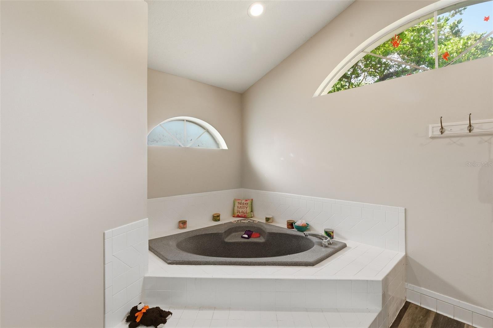 Image 40 of 77 For 3042 Colonial Ridge Drive