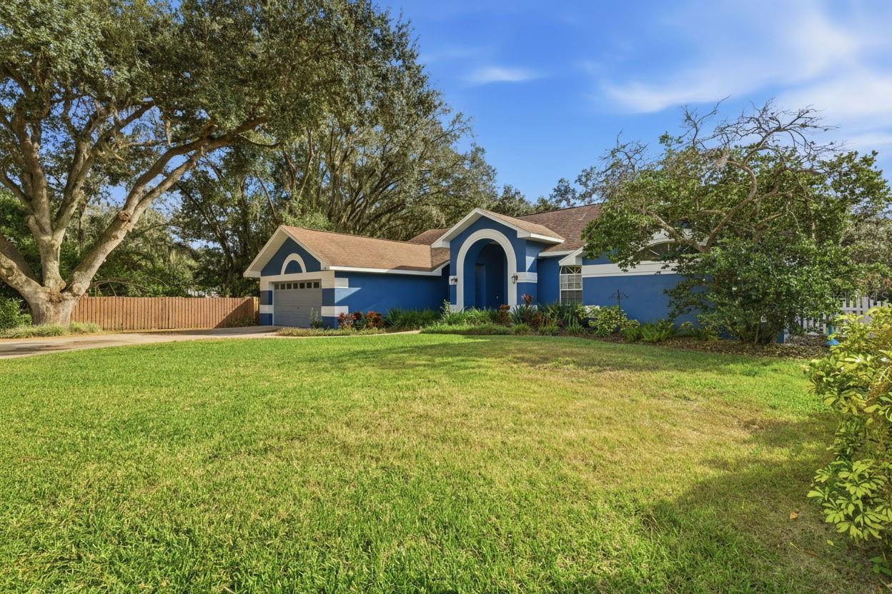 Image 9 of 77 For 3042 Colonial Ridge Drive