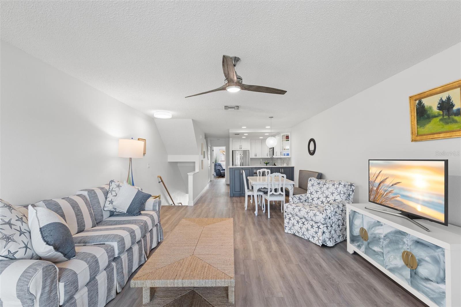 Image 10 of 34 For 343 Madeira Circle