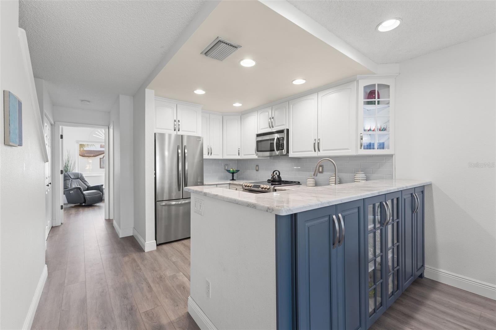 Image 11 of 34 For 343 Madeira Circle