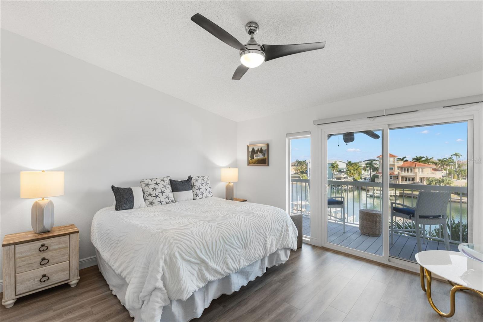 Image 18 of 34 For 343 Madeira Circle