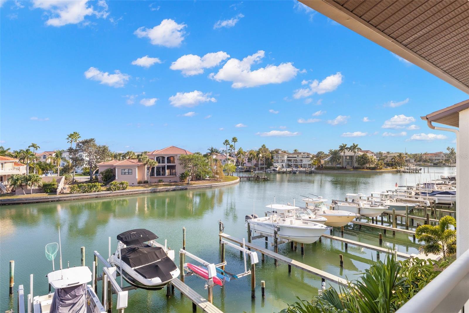 Image 23 of 34 For 343 Madeira Circle