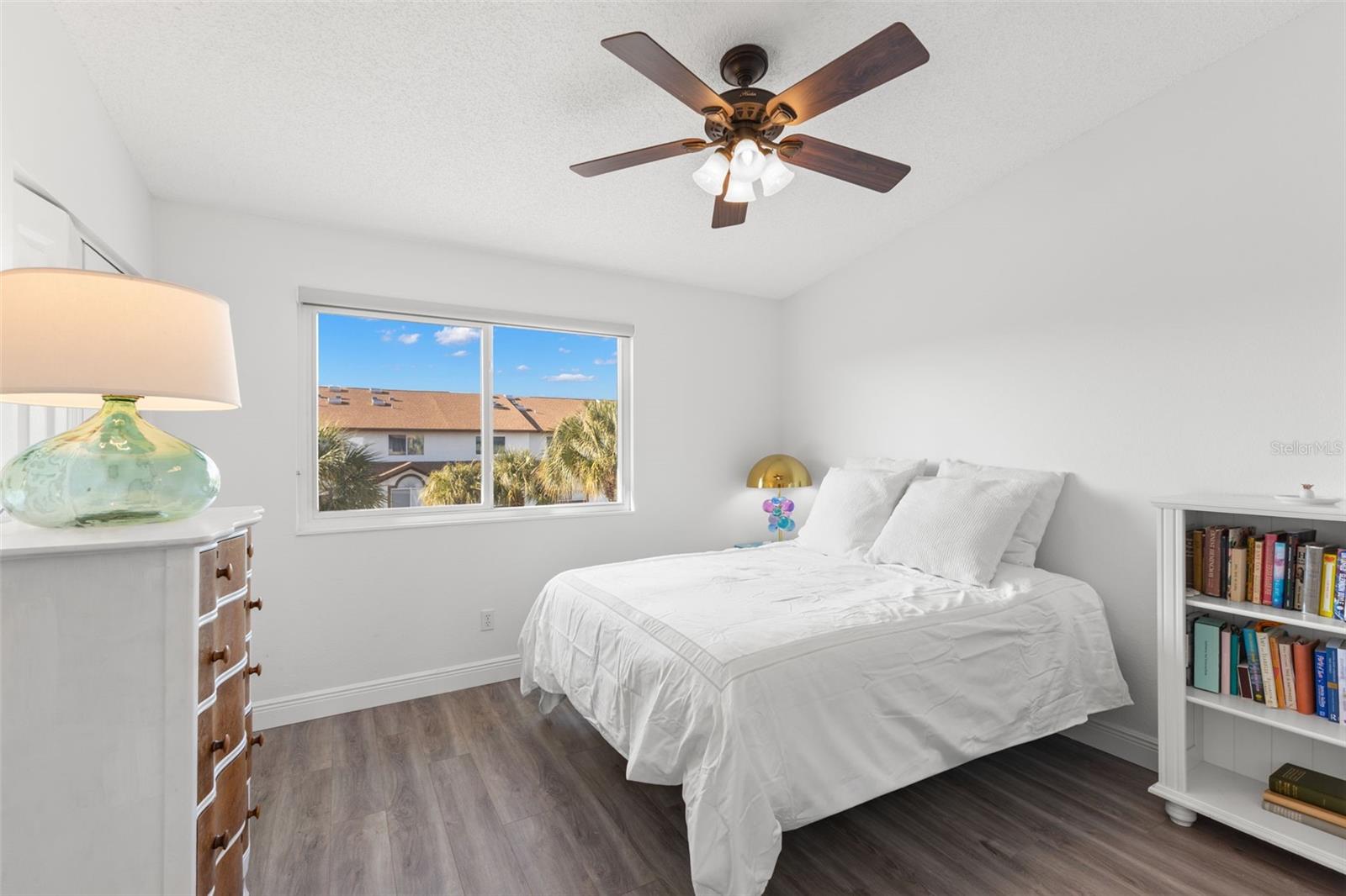 Image 25 of 34 For 343 Madeira Circle