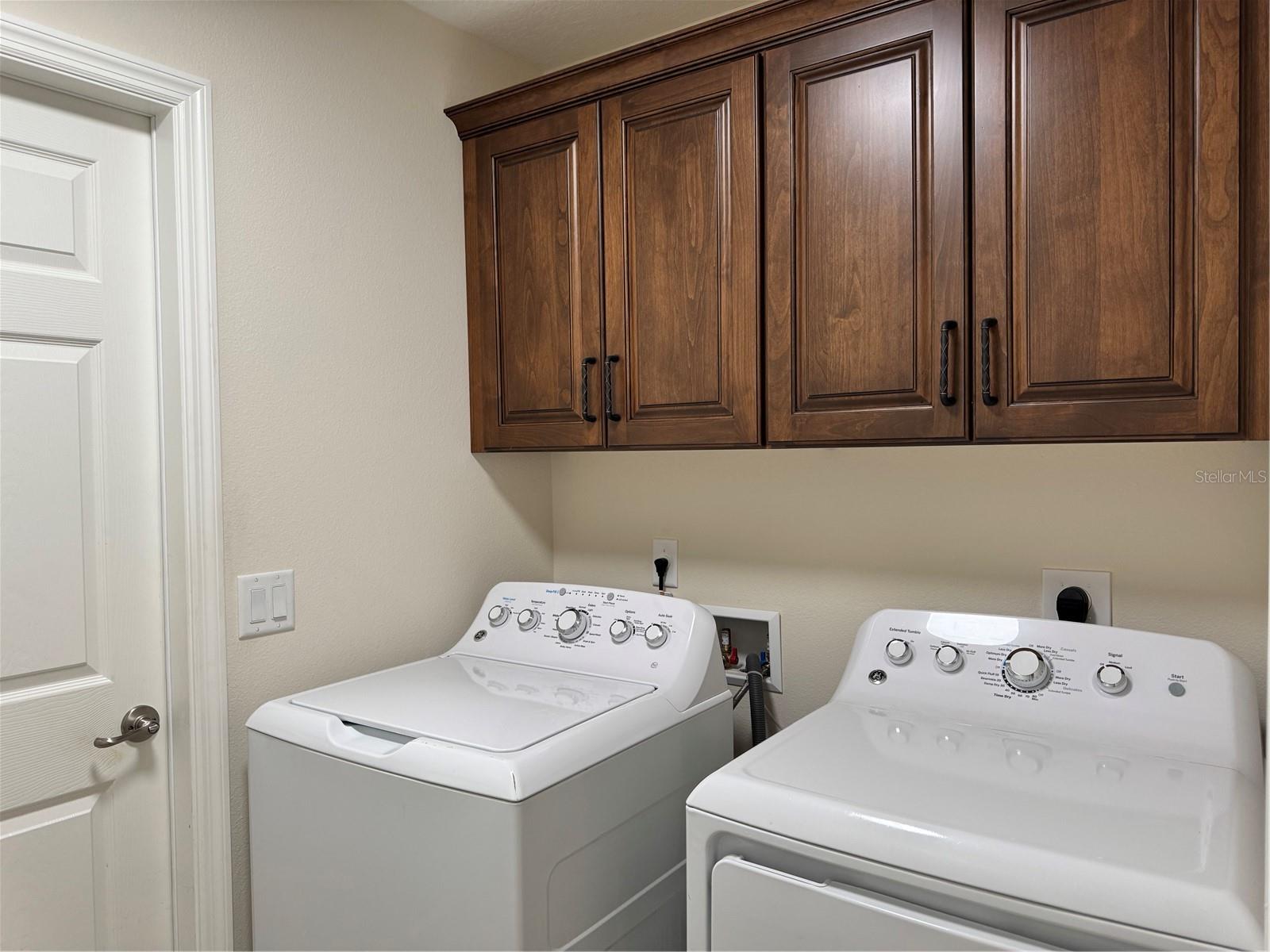 Listing photo id 28 for 2218 Heritage Oaks Path