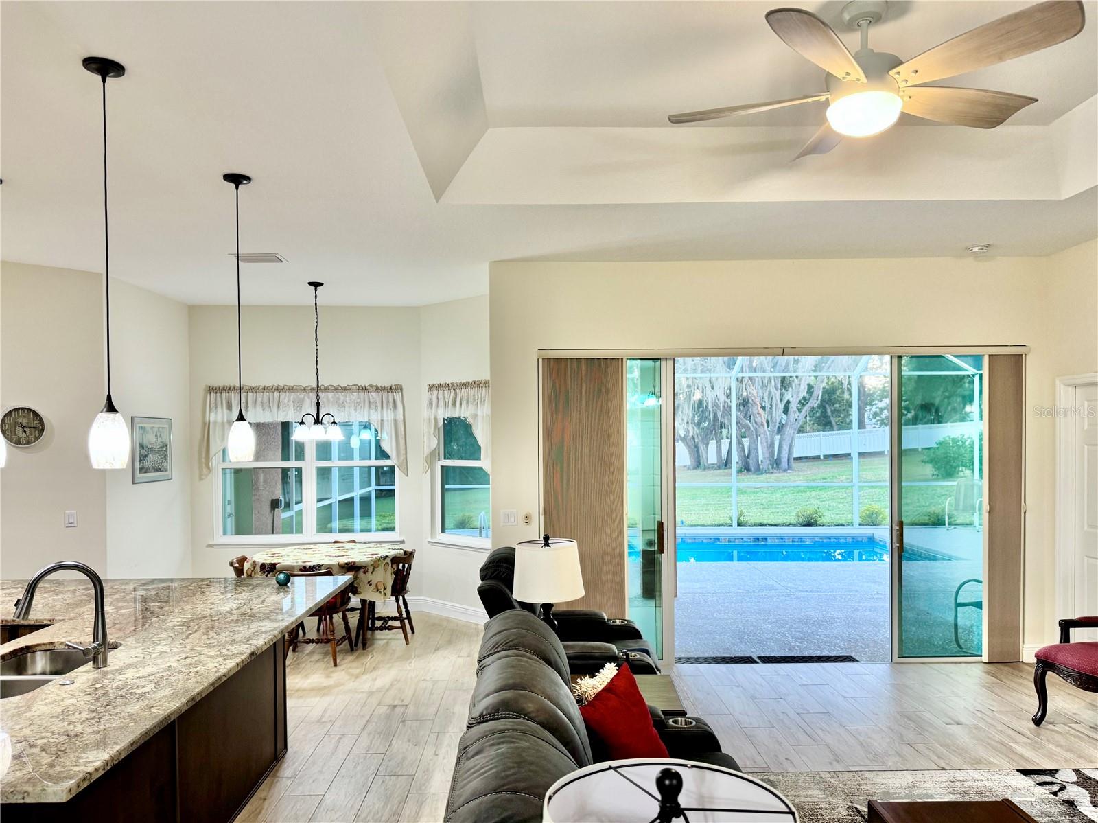 Listing photo id 43 for 2218 Heritage Oaks Path