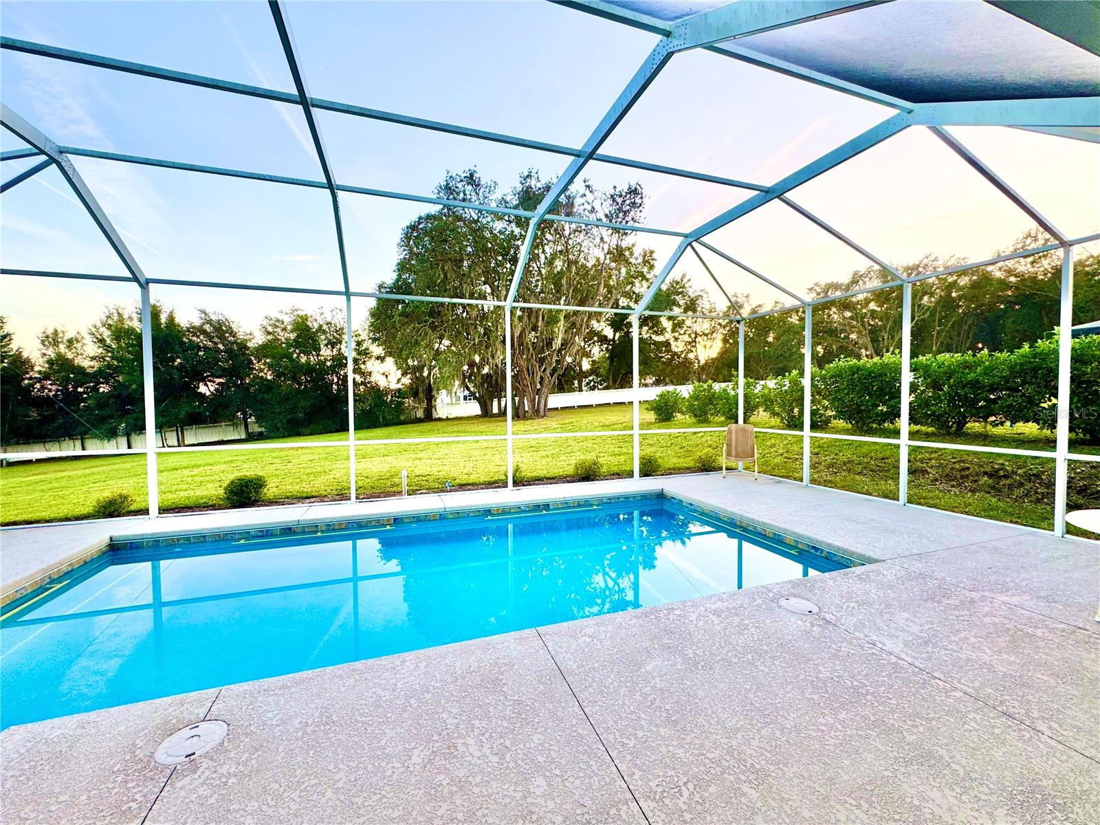 Listing photo id 45 for 2218 Heritage Oaks Path