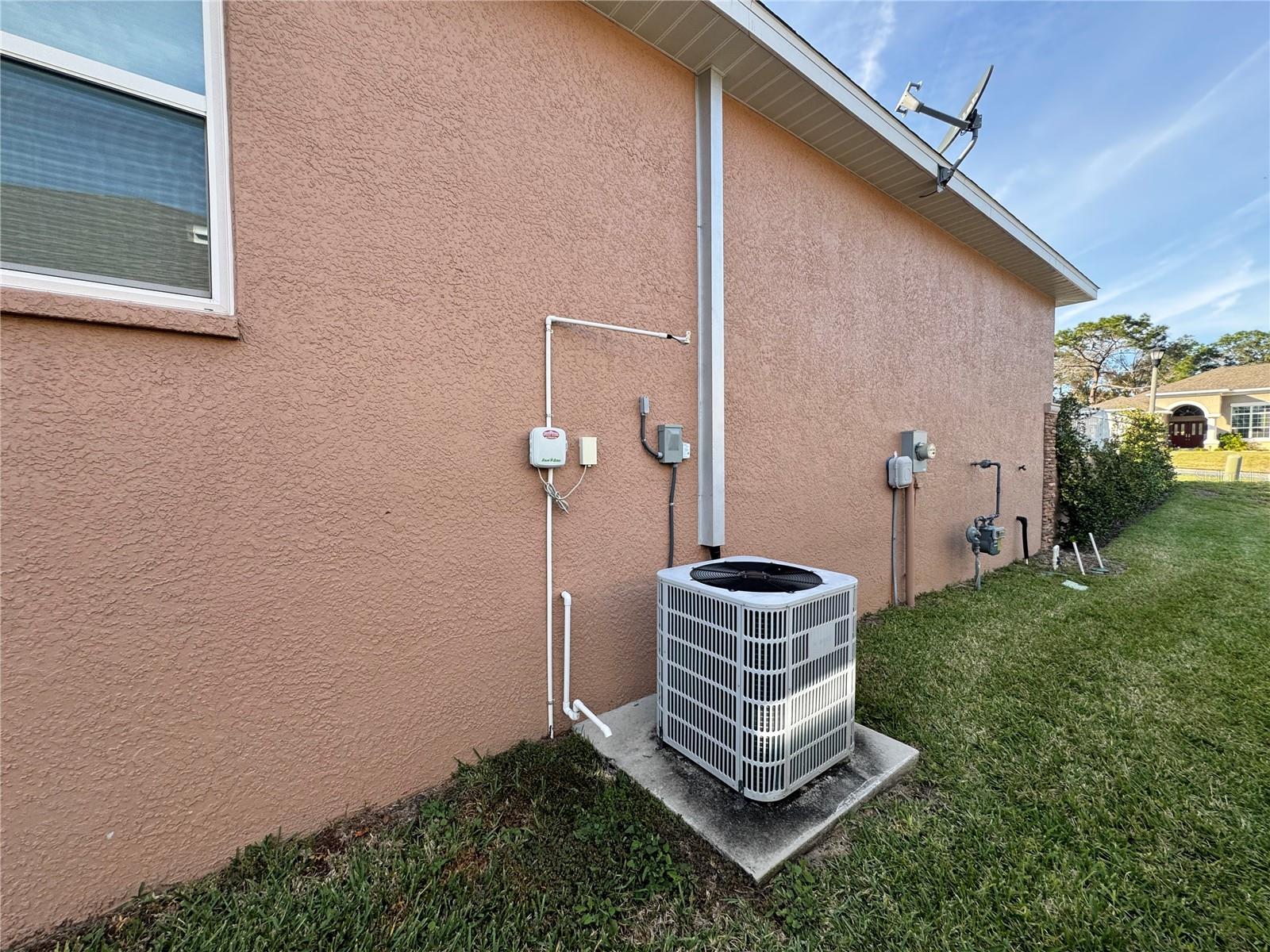 Listing photo id 57 for 2218 Heritage Oaks Path