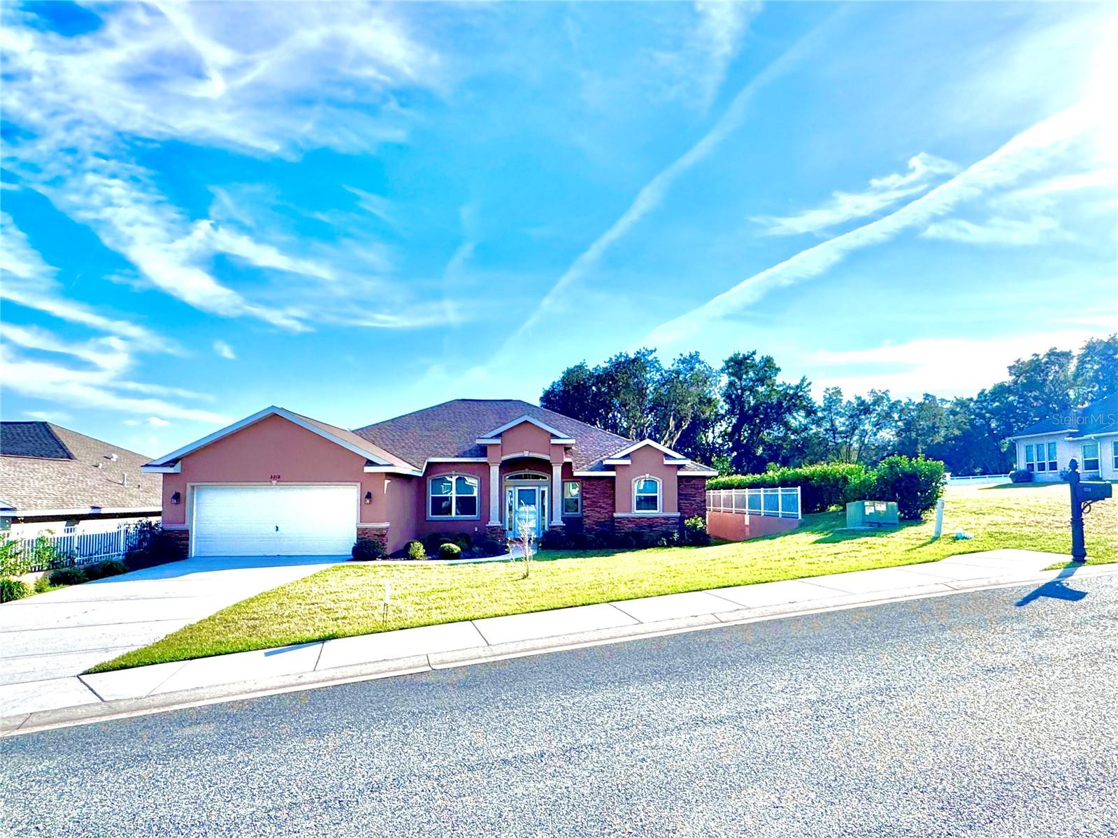 Listing photo id 63 for 2218 Heritage Oaks Path