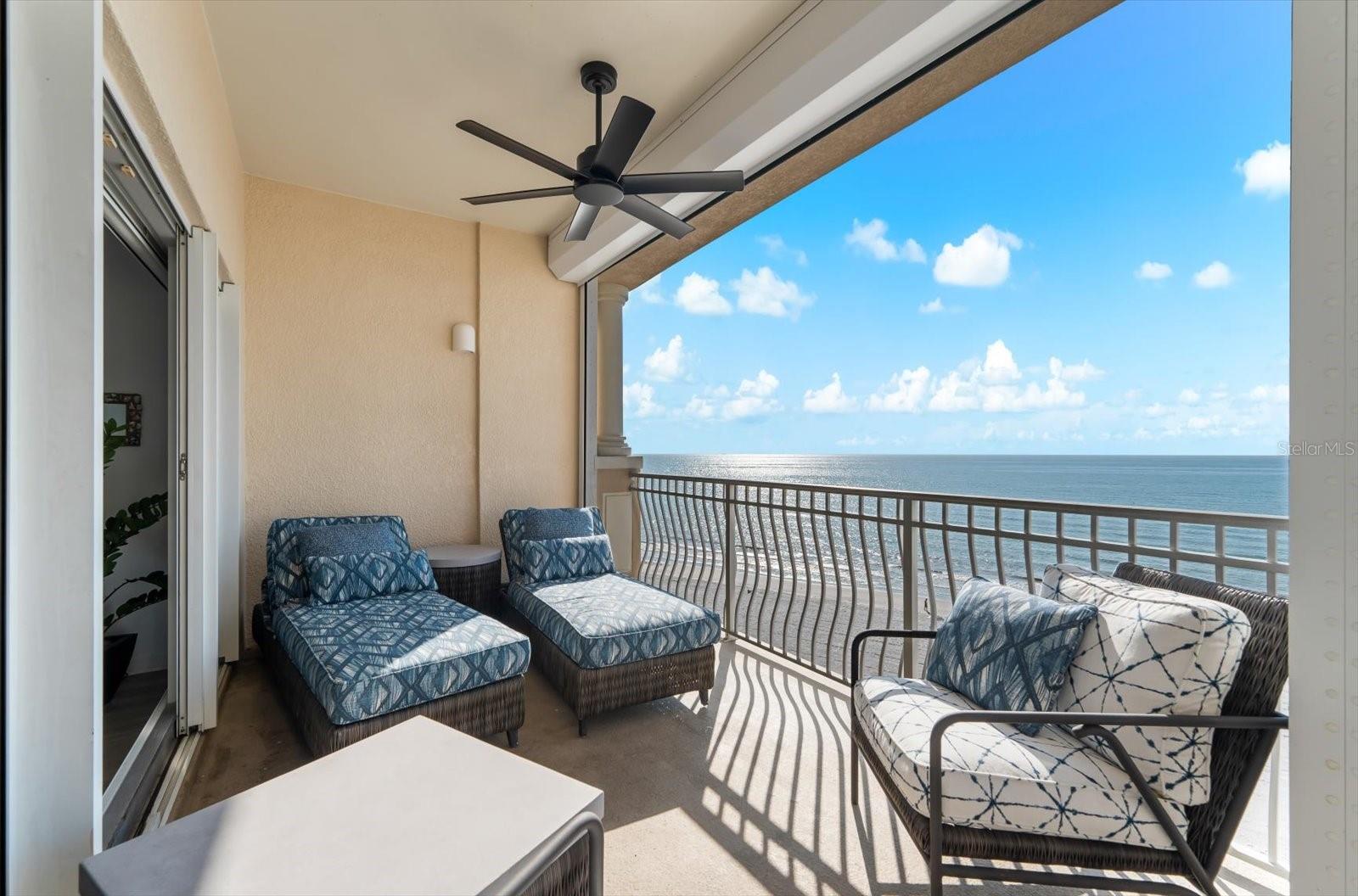 Image 34 of 99 For 17720 Gulf Boulevard A-803